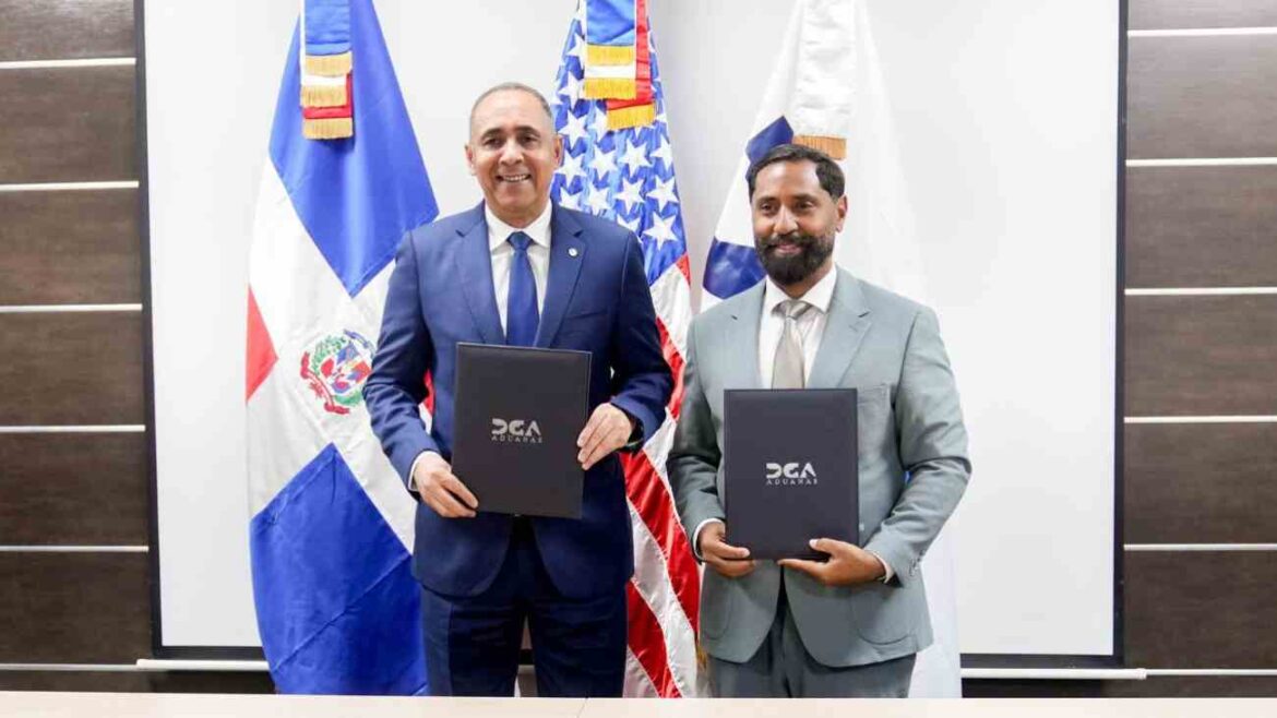 DGA y CBP firman convenio para reforzar la seguridad del comercio internacional