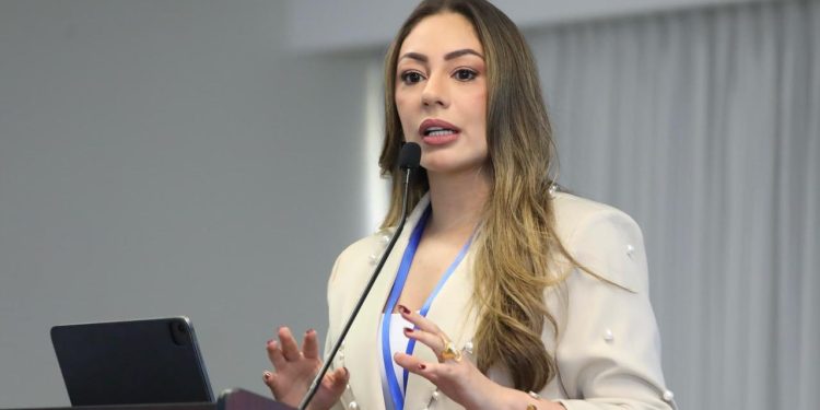 Iluminada Muñoz: “Estoy confiada en la justicia, reparación económica por campaña de descrédito de Claudina Pérez Ramírez alias La Tora"