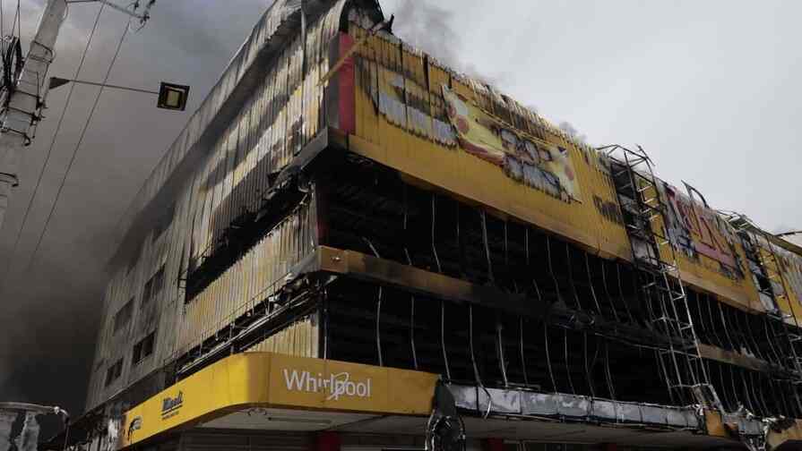 Autoridades confirman que no hubo víctimas en incendio de L&R Comercial