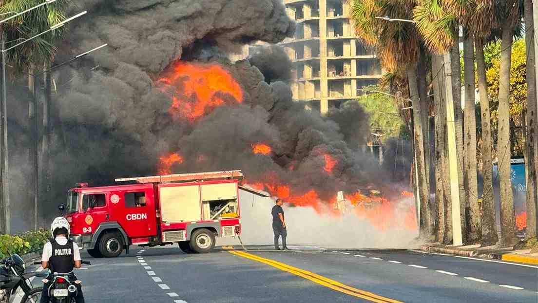 Al menos dos muertos por incendio de camión tanquero