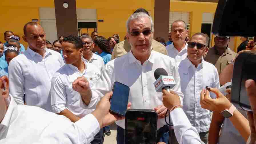 "El que cometa corrupción va a la cárcel": Abinader habla sobre Senasa 2.0